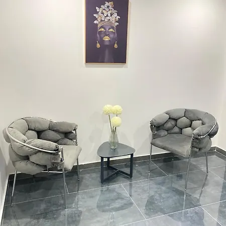 Oda ve Kahvaltı Domaine De Bracheux & Pres De 4*