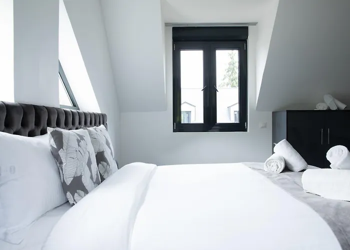 Domaine De Bracheux & Pres De