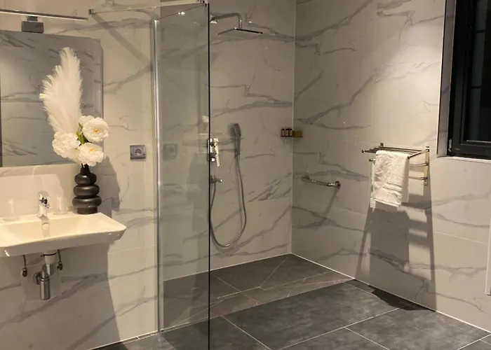 Domaine De Bracheux & Pres De Beauvais